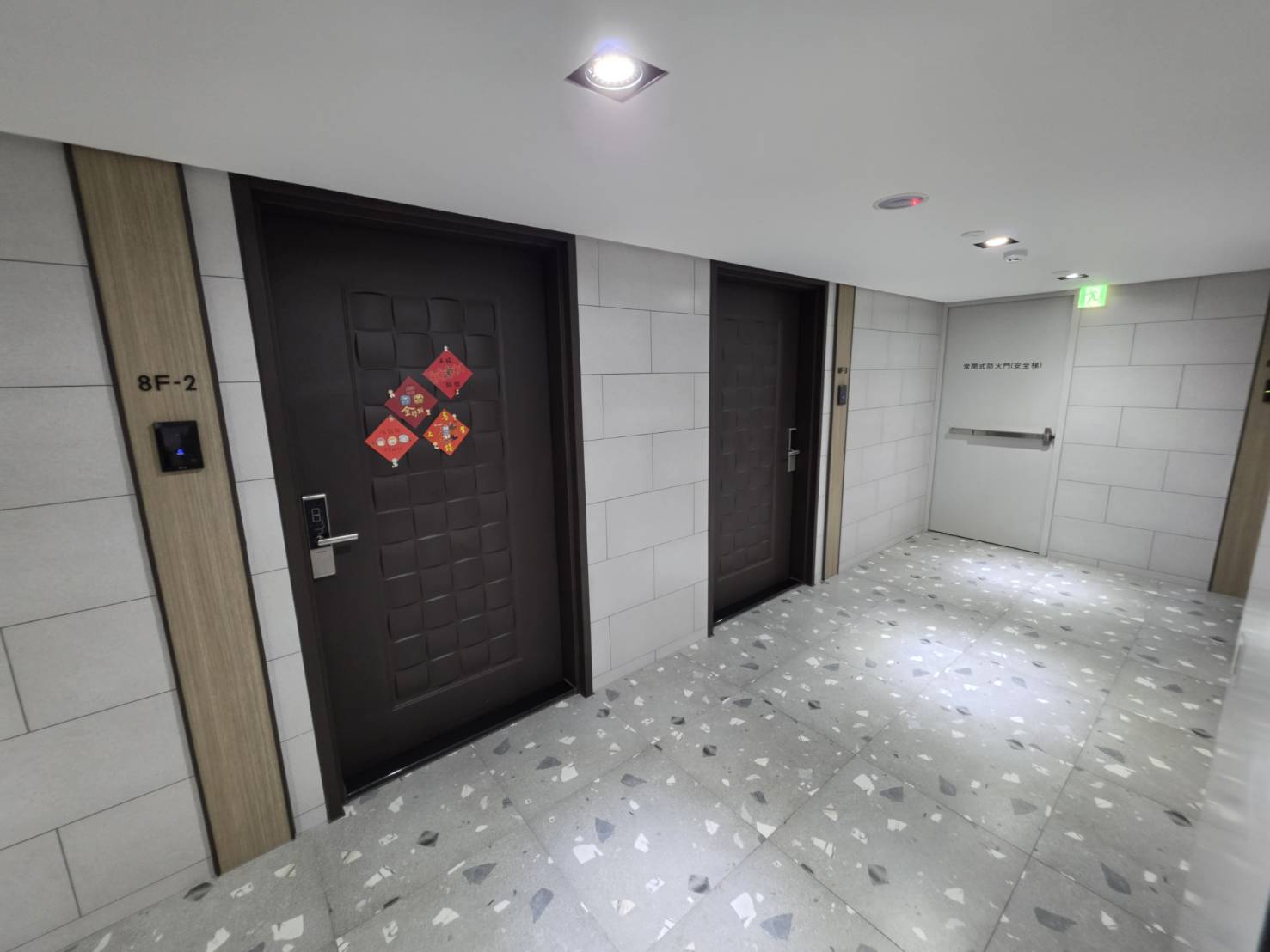 總太共好B棟八樓電梯廳